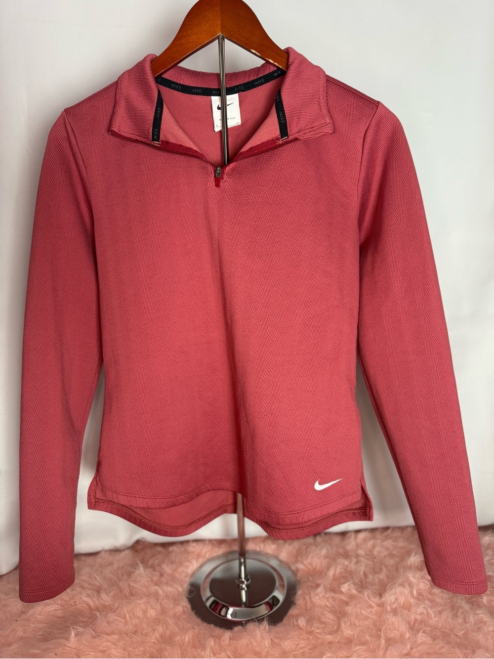 Nike - Therma-FIT Red Quarter Zip Pullover with Swoosh - Size S